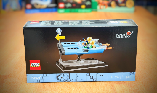 40789 Flying Moon Car